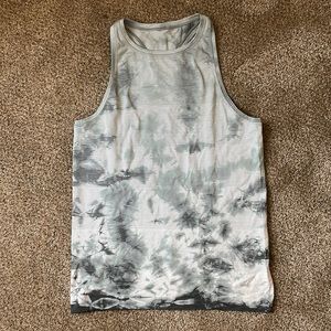 Peloton Lululemon 10 tank